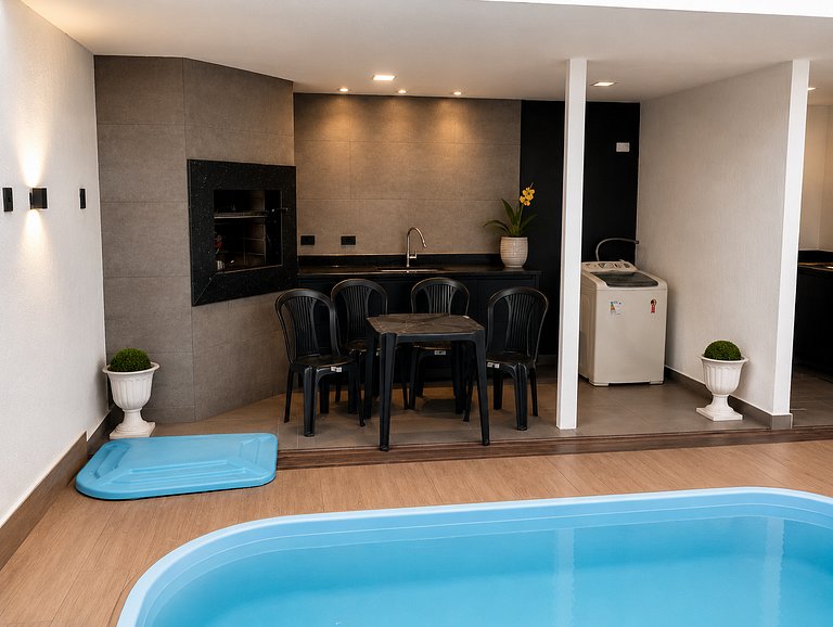 Casa Moderna com Piscina
