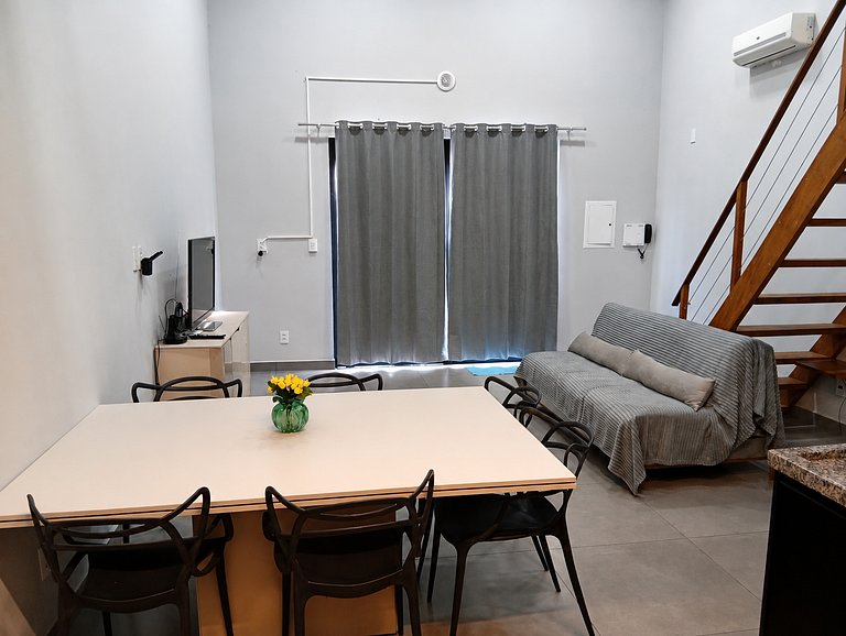 Espaço Moderno com Mezanino