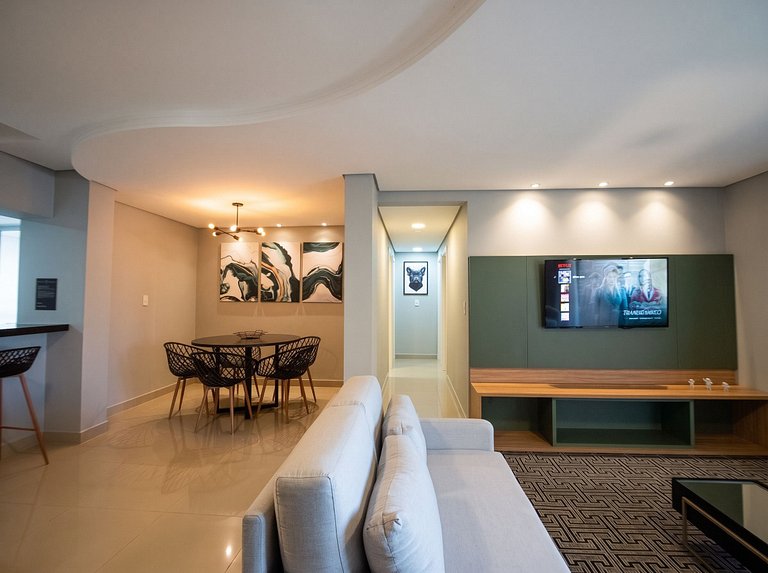 ApartDamani 702
