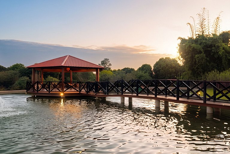 Refúgio Privativo em Foz do Iguaçu | Piscina & Lago