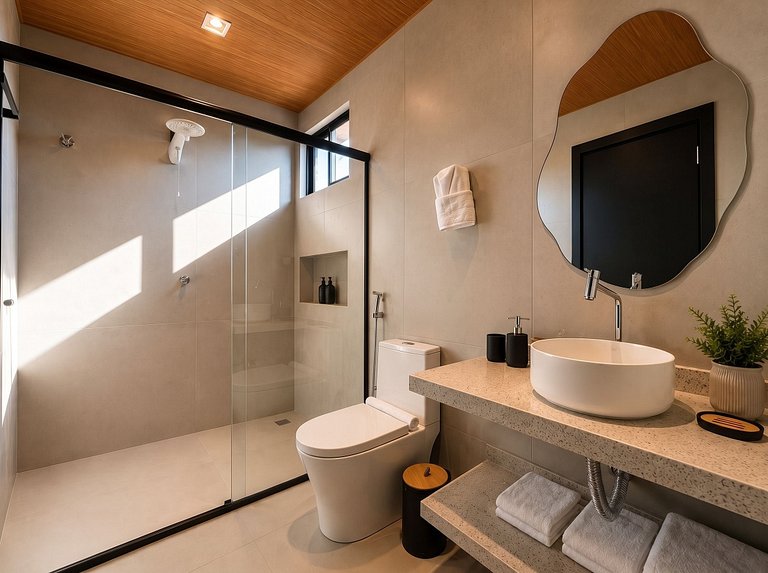 Chalé com Lago | Conforto e Natureza