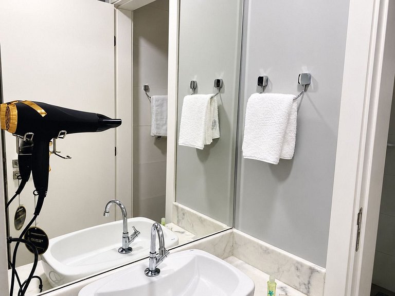 ApartDamani 202