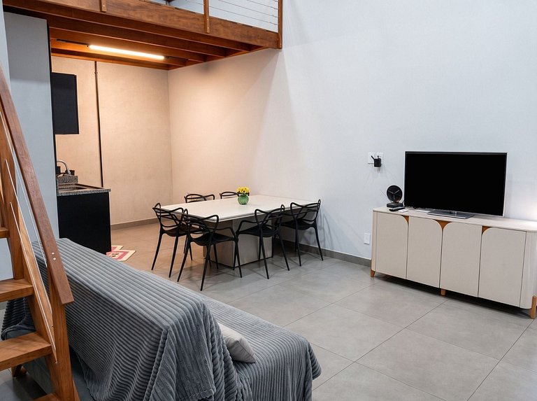 Espaço Moderno com Mezanino