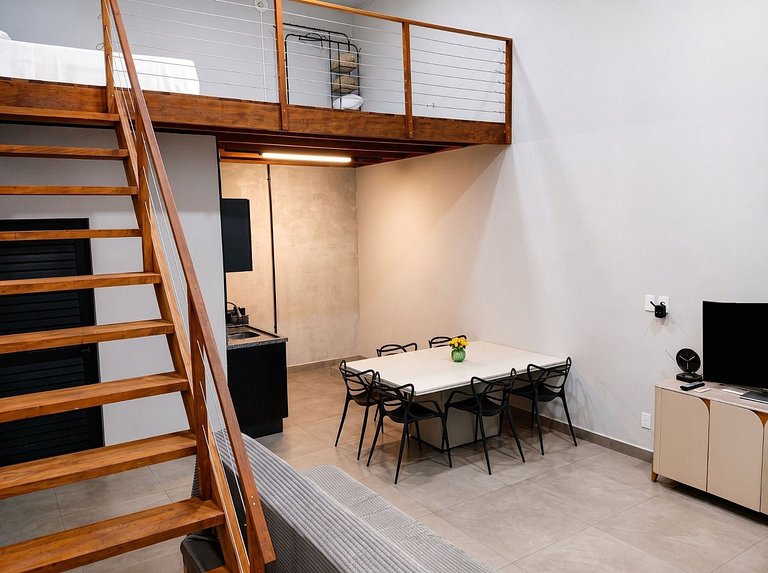 Espaço Moderno com Mezanino